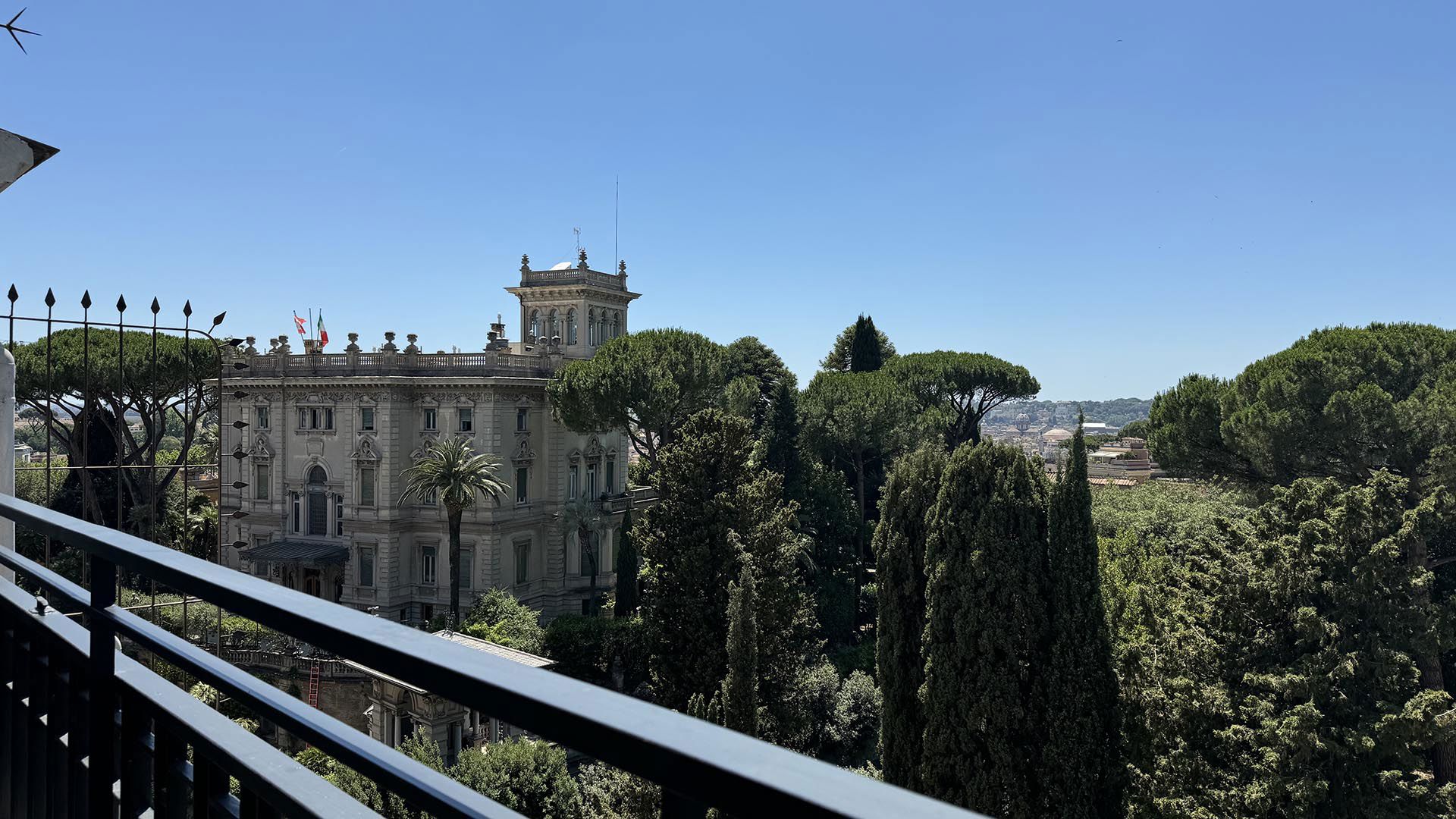 Divina Luxury Hotel 2