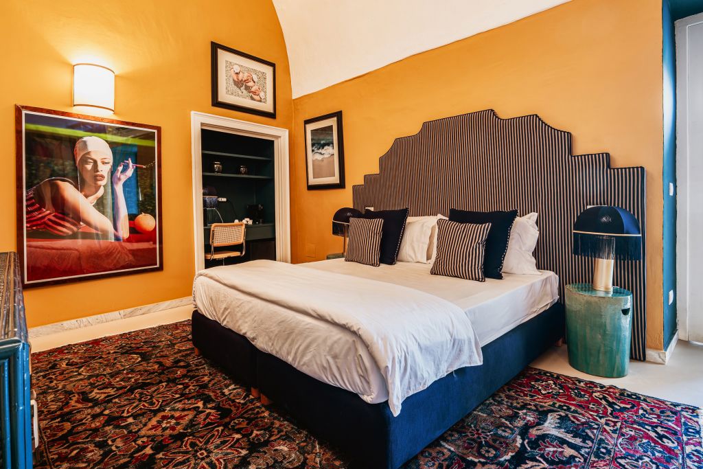 Rooms 8