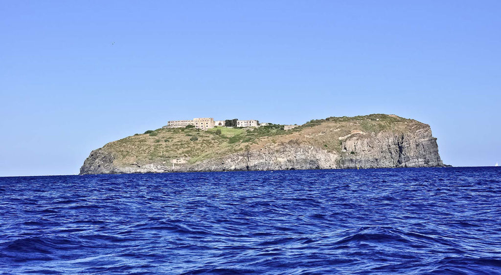 gallery/pontine3.jpg gallery/pontine3.jpg