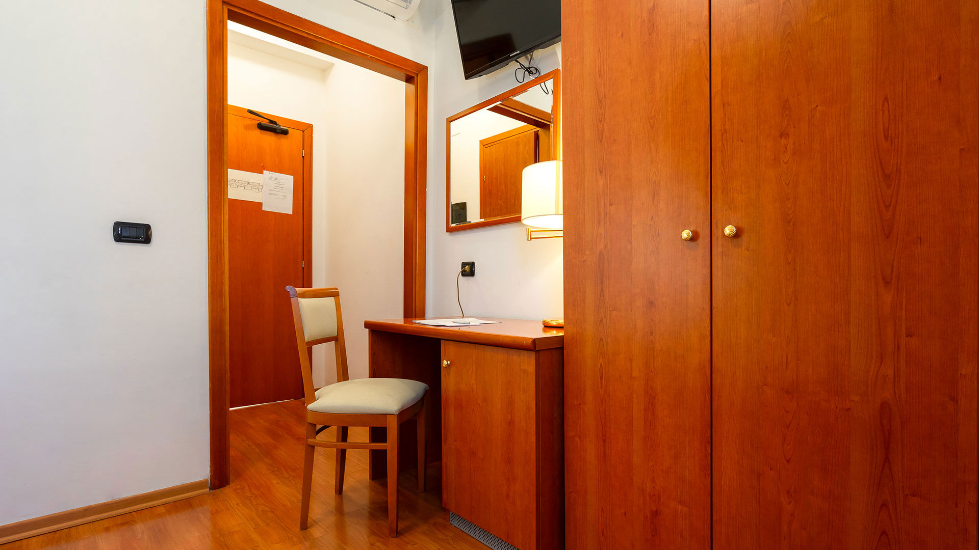 Camera Matrimoniale con letti separati 3