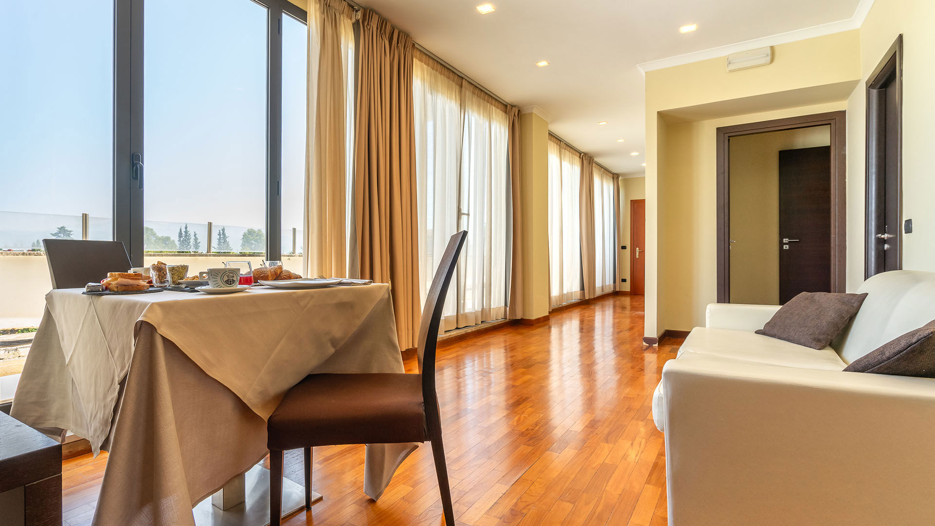Suite 4