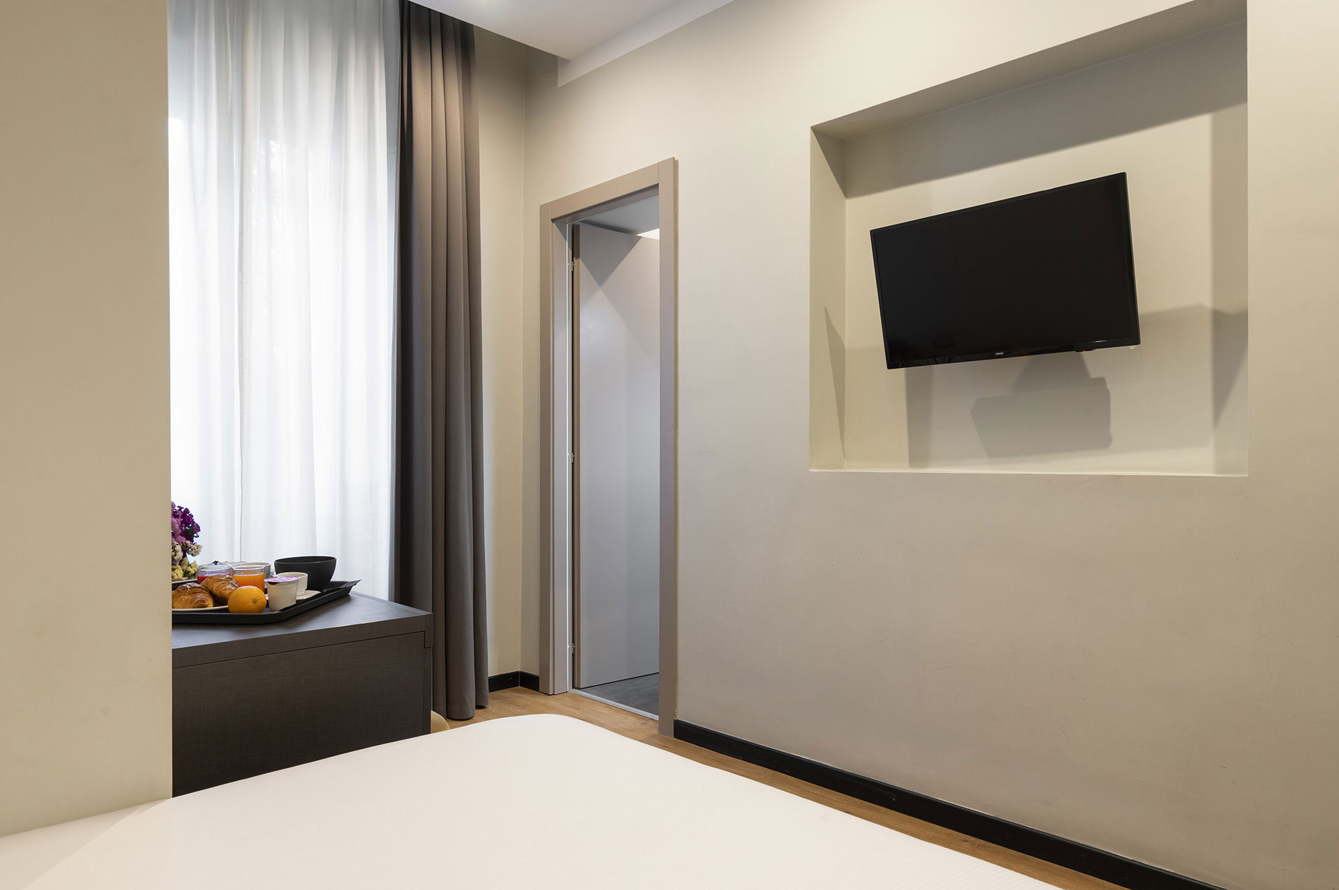 Small DBL Rooms 21