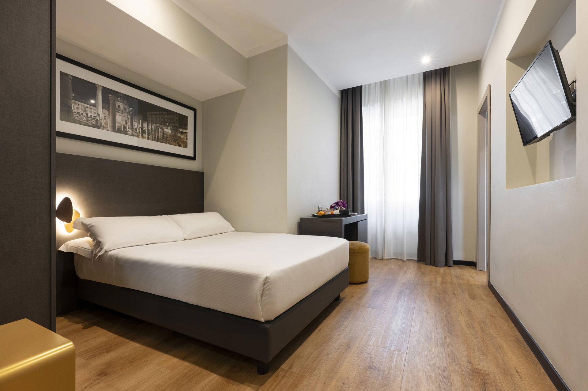 Small DBL Rooms 20