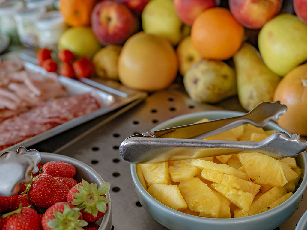 Services 14 Services 14