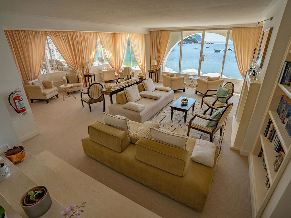 Services 12 Services 12