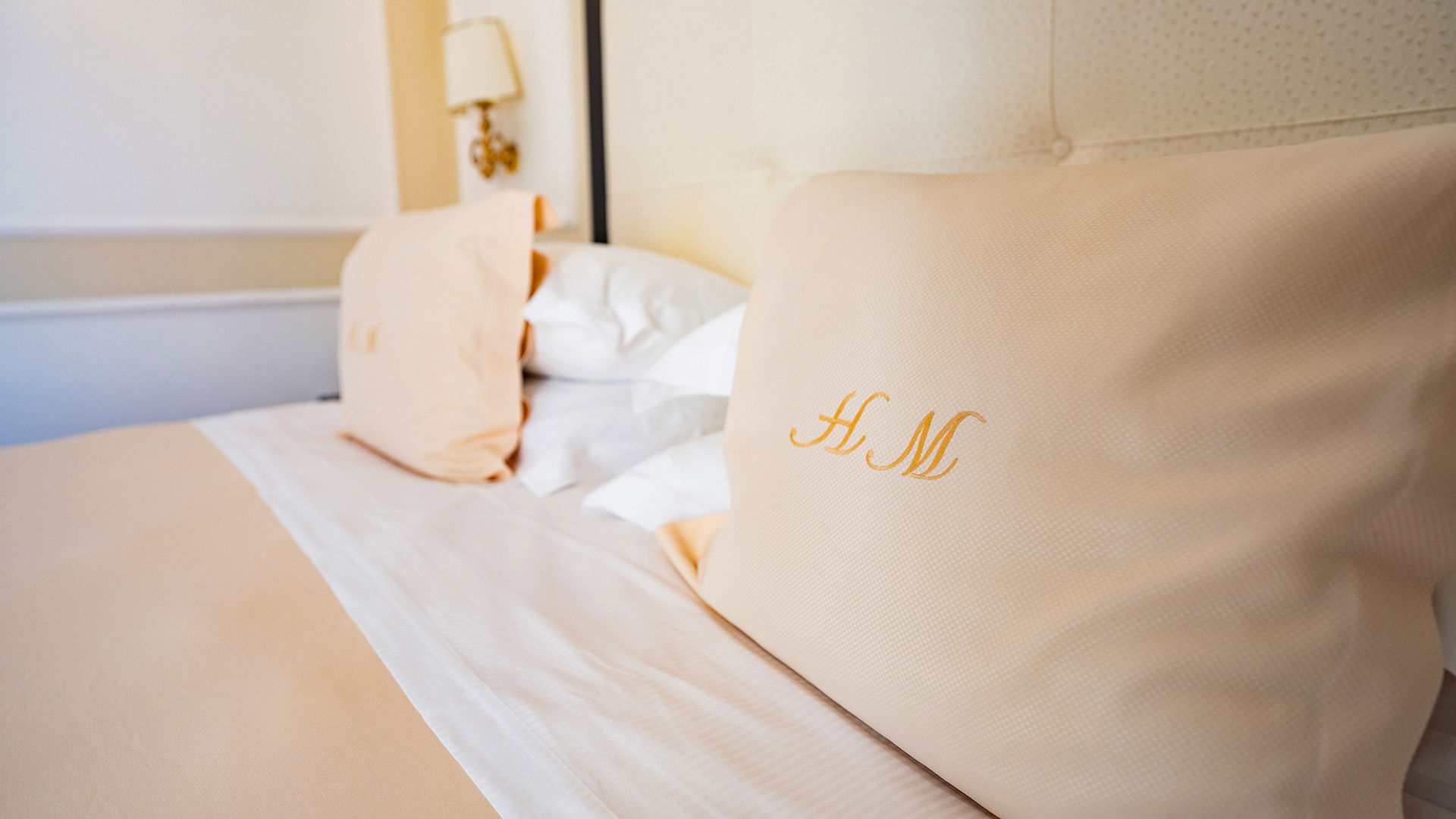 Suite Club 14 Suite Club 14