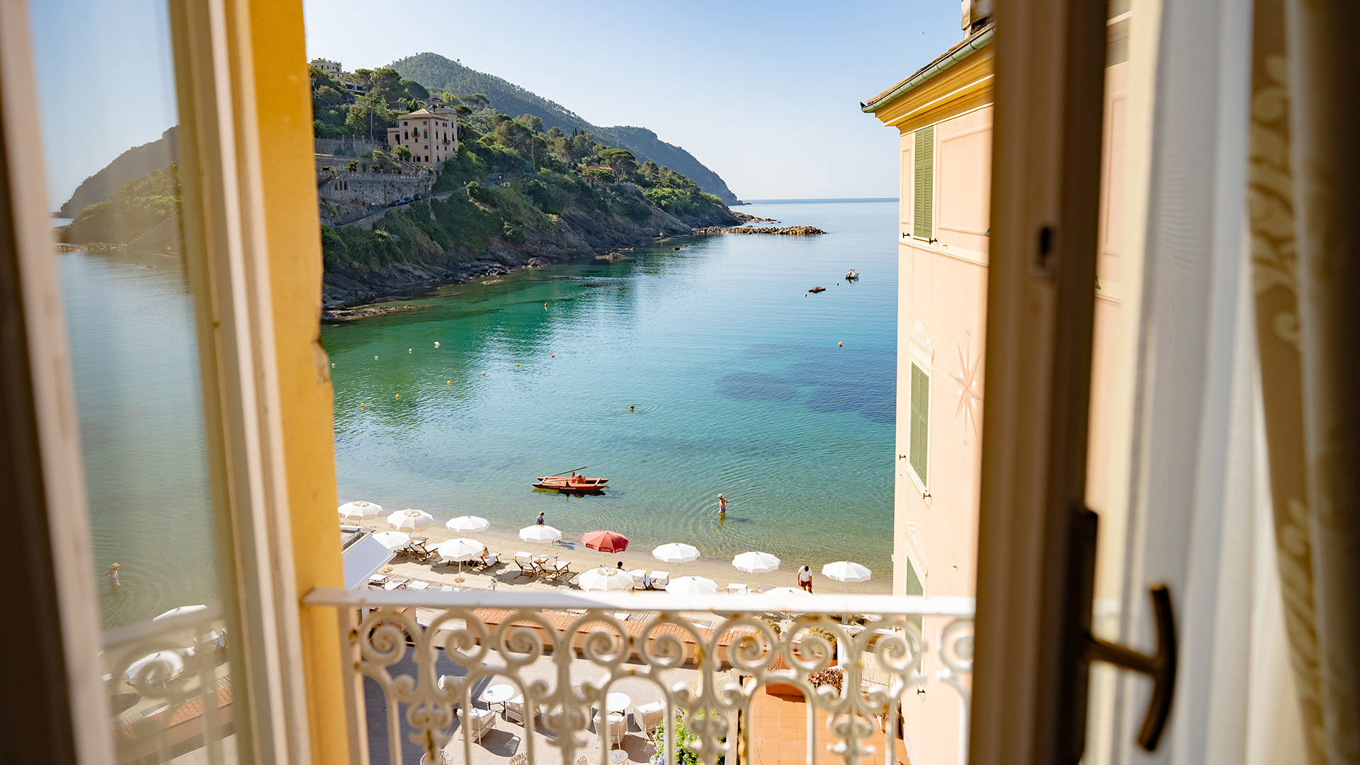 Suite Club 11 Suite Club 11