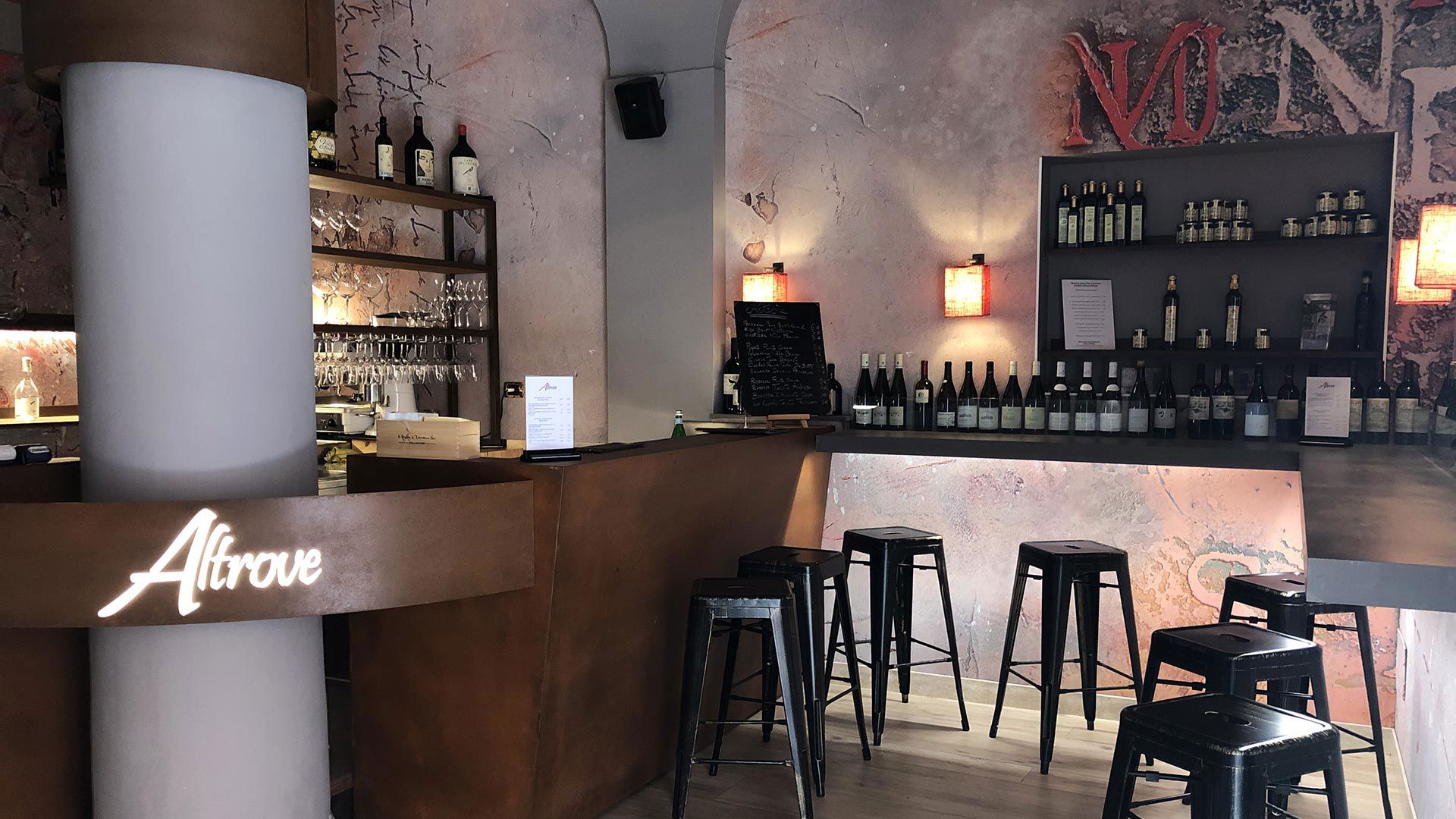 Bar Altrove and Karma Lounge Bar & Bistrot 6