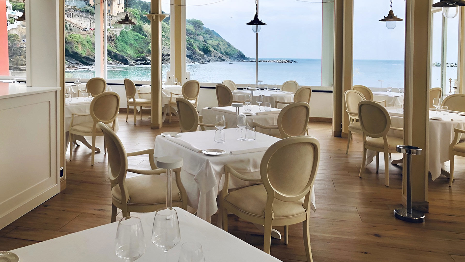 Baia del Silenzio Restaurant 3 Baia del Silenzio Restaurant 3