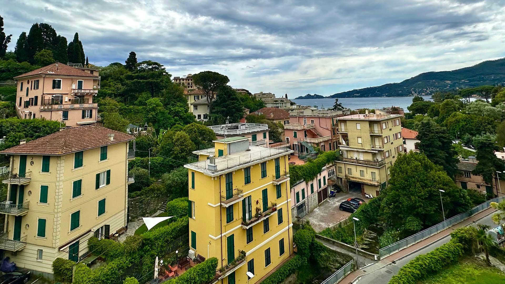 Classic room with panoramic view 2