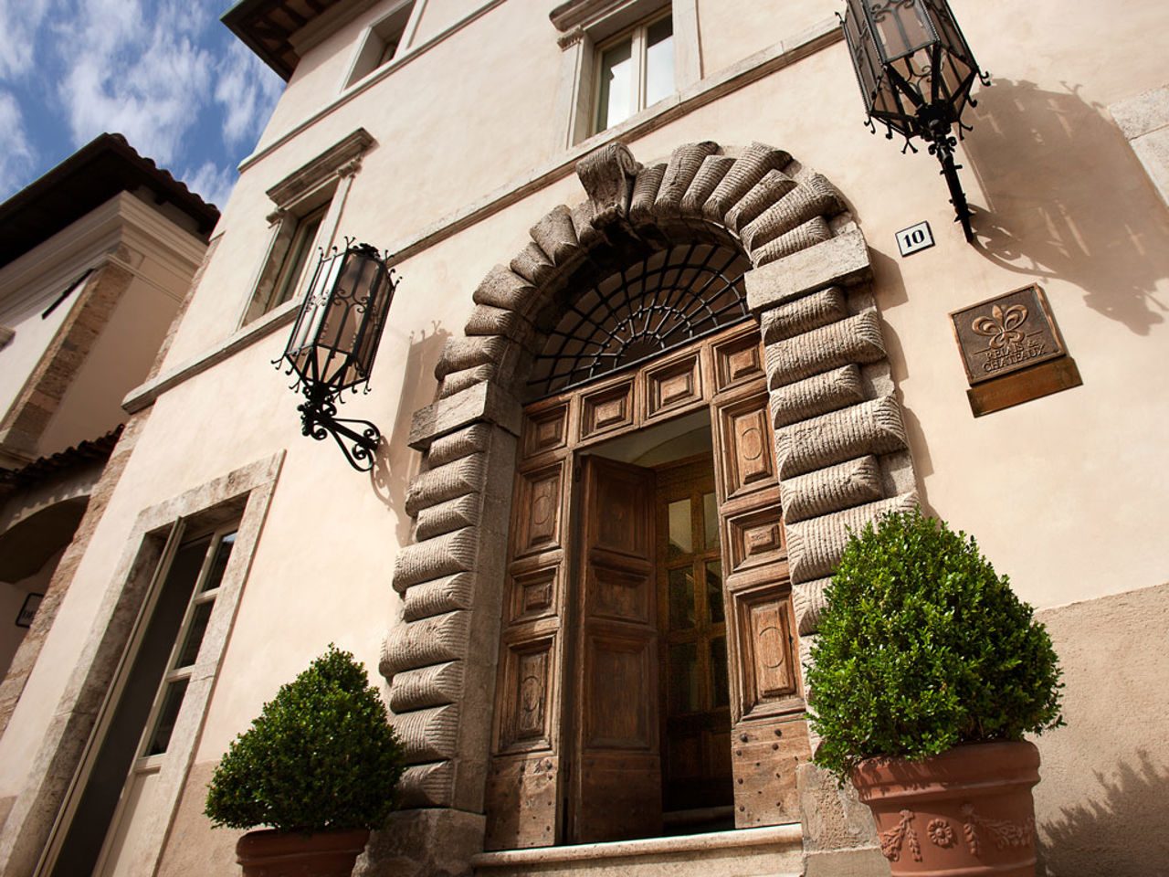 Palazzo Seneca — 06046 Norcia PG