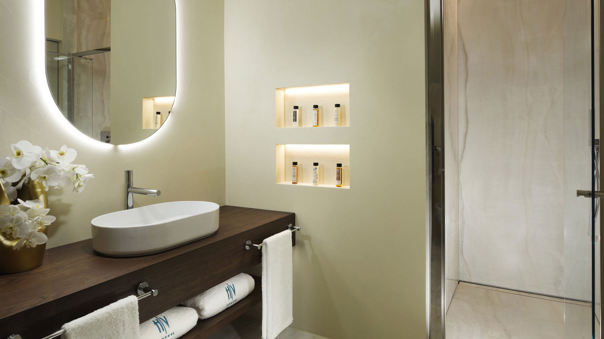 Grand Hotel Victoria Concept & Spa - Loft Lake View 5 Grand Hotel Victoria Concept & Spa - Loft Lake View 5