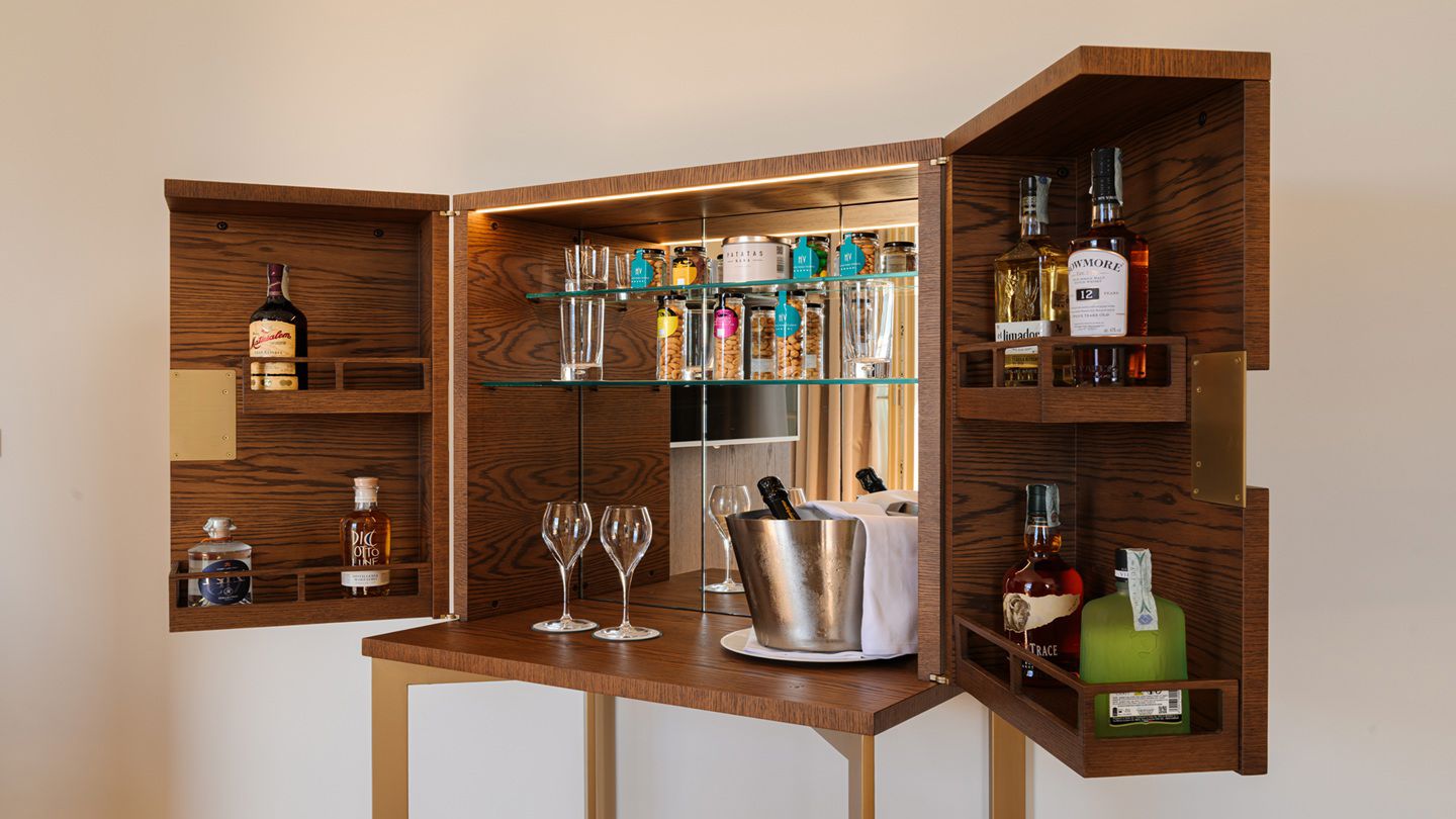 Grand Hotel Victoria Concept & Spa - Junior Suite Lake View 9