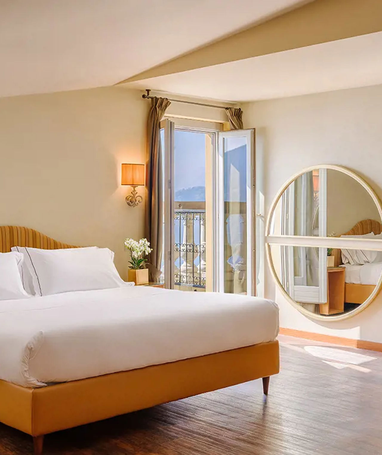 Executive Junior Suite Lake View Executive Junior Suite Lake View