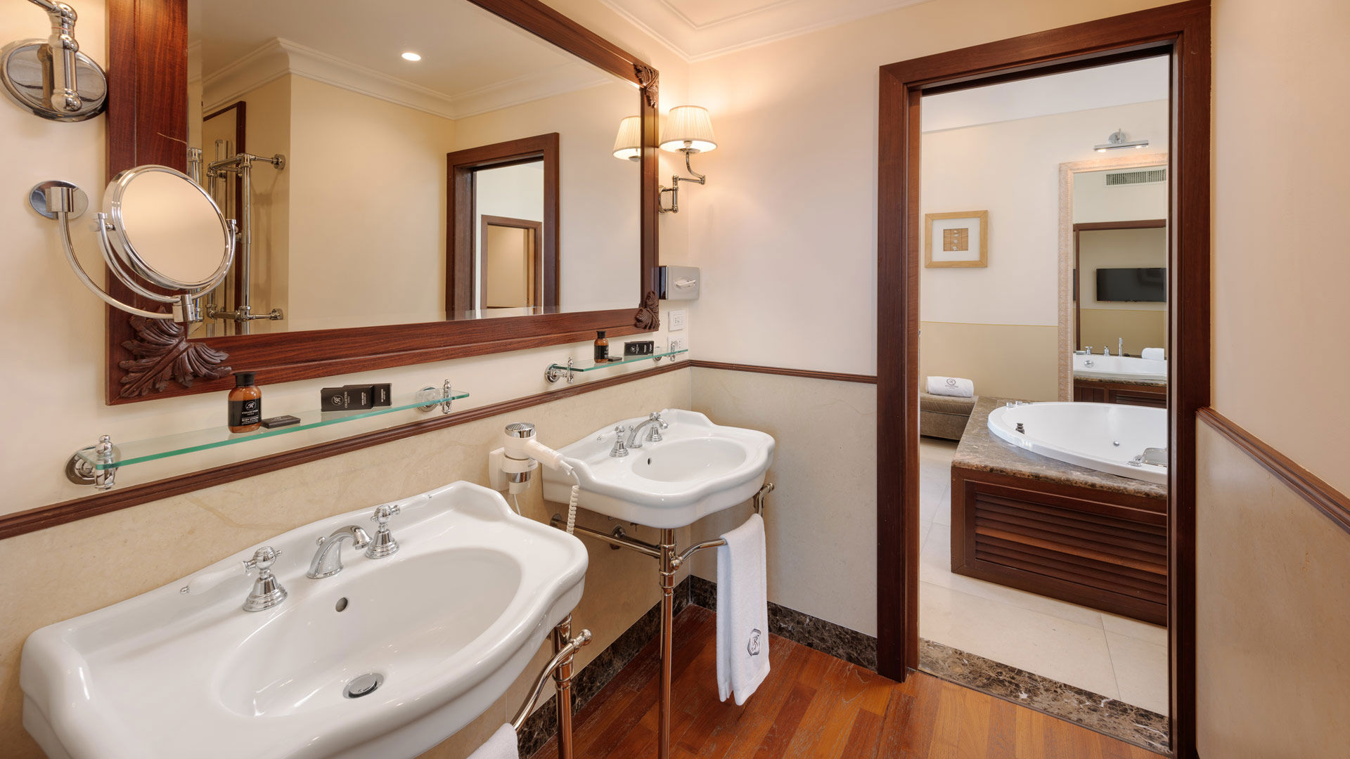 Grand Hotel Bristol - Riviera Suite 8 Grand Hotel Bristol - Riviera Suite 8