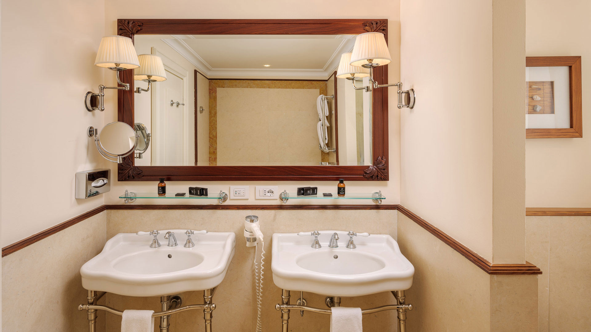 Grand Hotel Bristol - Junior Suite Panoramica --- old 6 Grand Hotel Bristol - Junior Suite Panoramica --- old 6