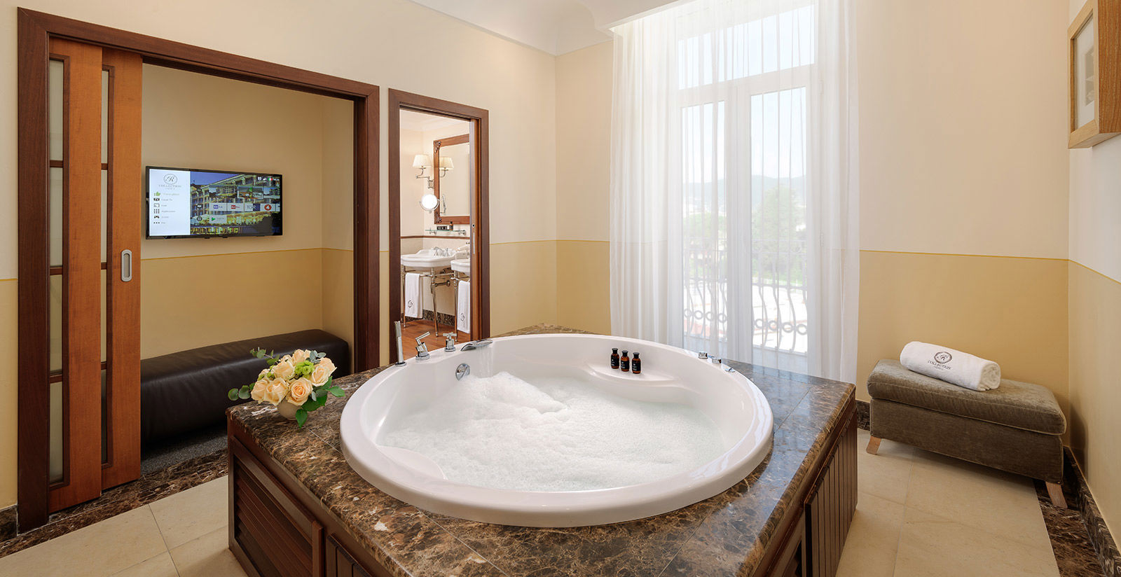 Grand Hotel Bristol - Riviera Suite Romantica --- old 5