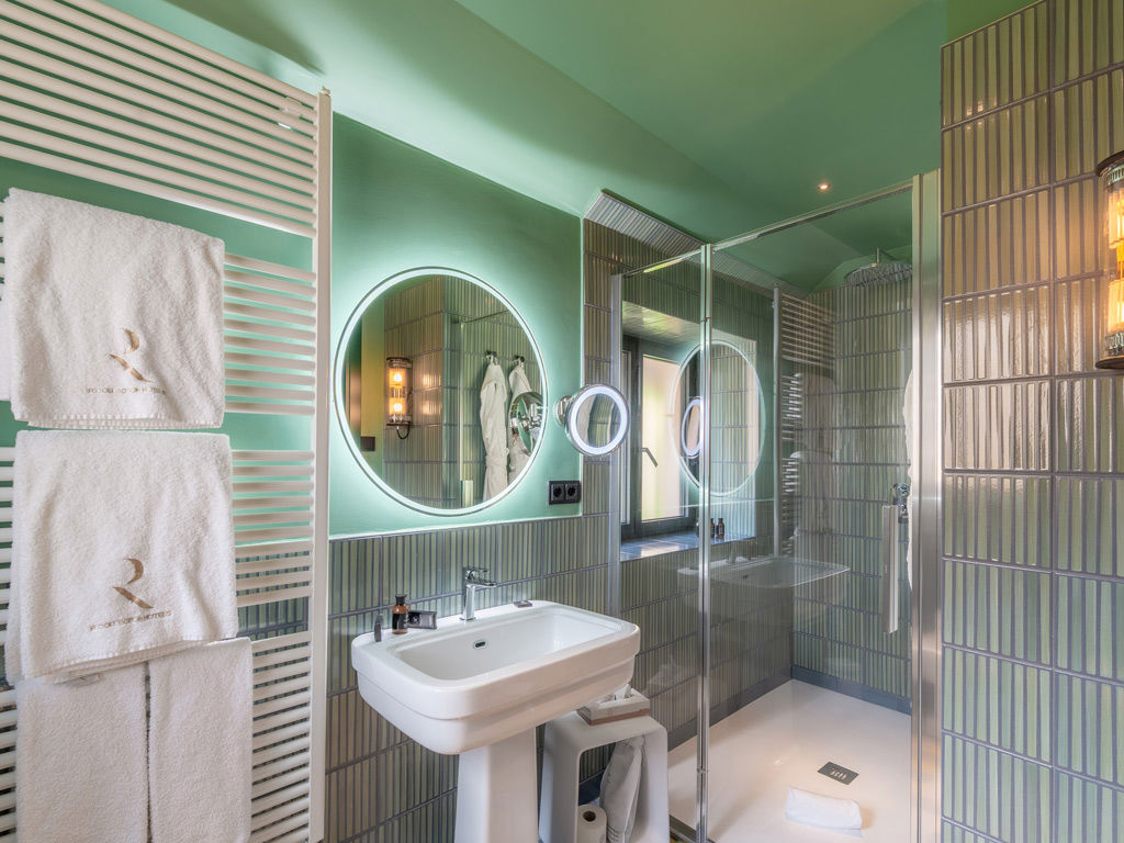 Deluxe with balcony or terrace 5 Deluxe with balcony or terrace 5