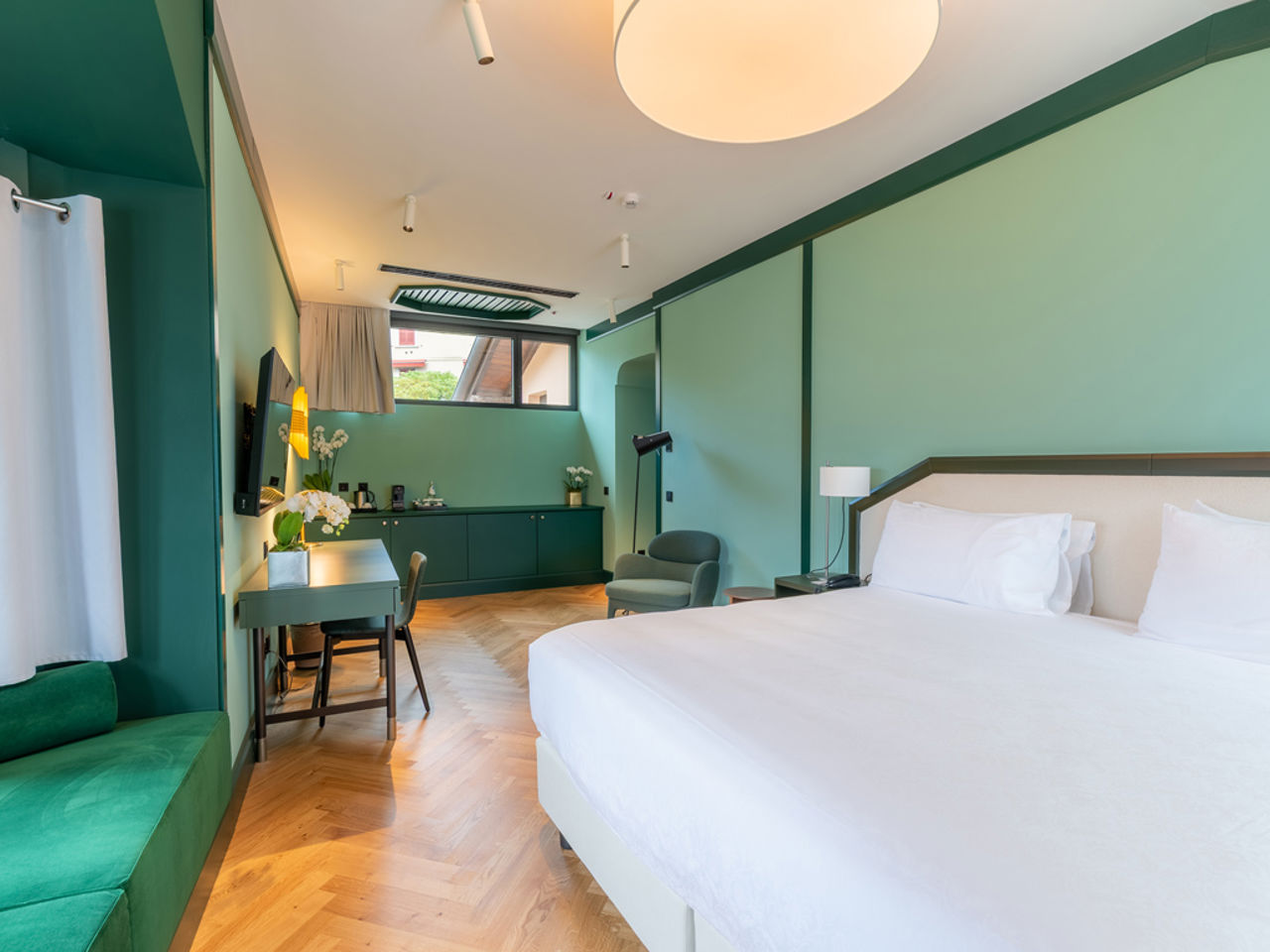 Deluxe with balcony or terrace 5 Deluxe with balcony or terrace 5