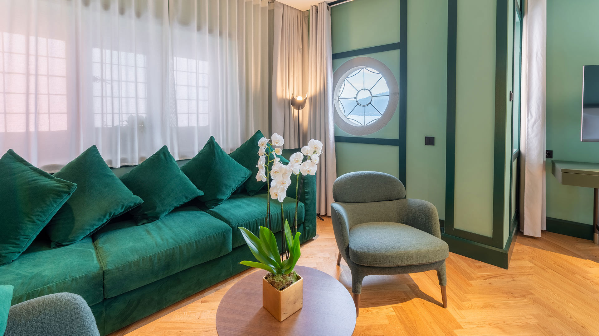 Junior Suite with balcony or terrace 6 Junior Suite with balcony or terrace 6