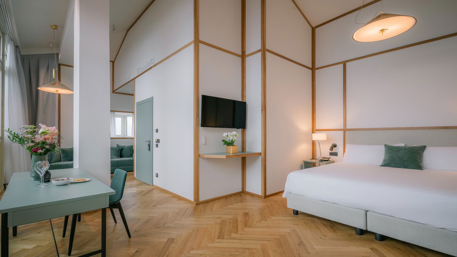 Junior Suite Lake View 4 Junior Suite Lake View 4