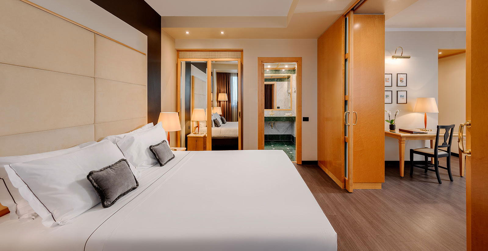 City Life Poliziano - Camere e Suite 10 City Life Poliziano - Camere e Suite 10
