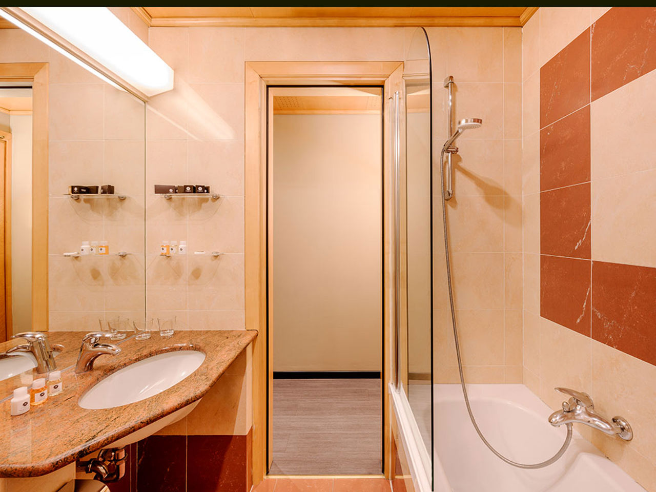 City Life Poliziano - Classic 7