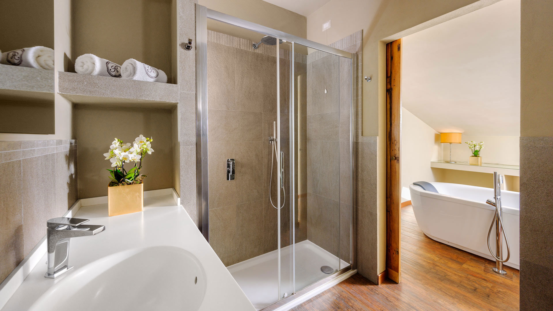 Hotel Royal Victoria - Junior Suite & Suite 14 Hotel Royal Victoria - Junior Suite & Suite 14