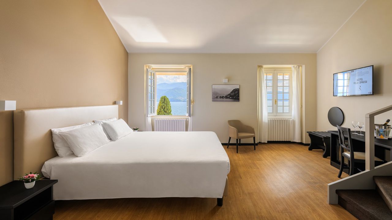 Junior Suite Junior Suite