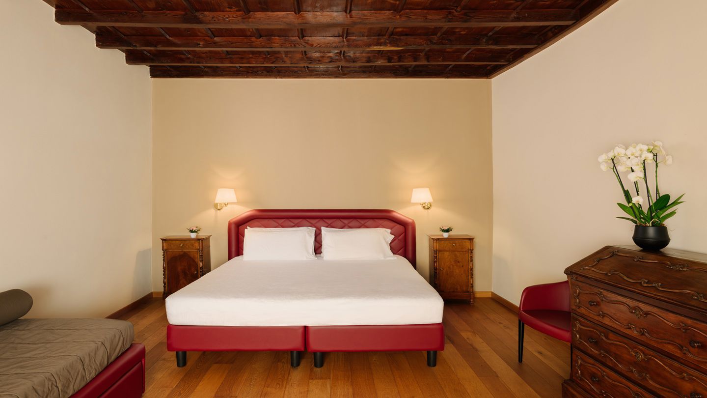 Hotel Villa Cipressi - Deluxe Vista Lago - Ala Storica 3 Hotel Villa Cipressi - Deluxe Vista Lago - Ala Storica 3