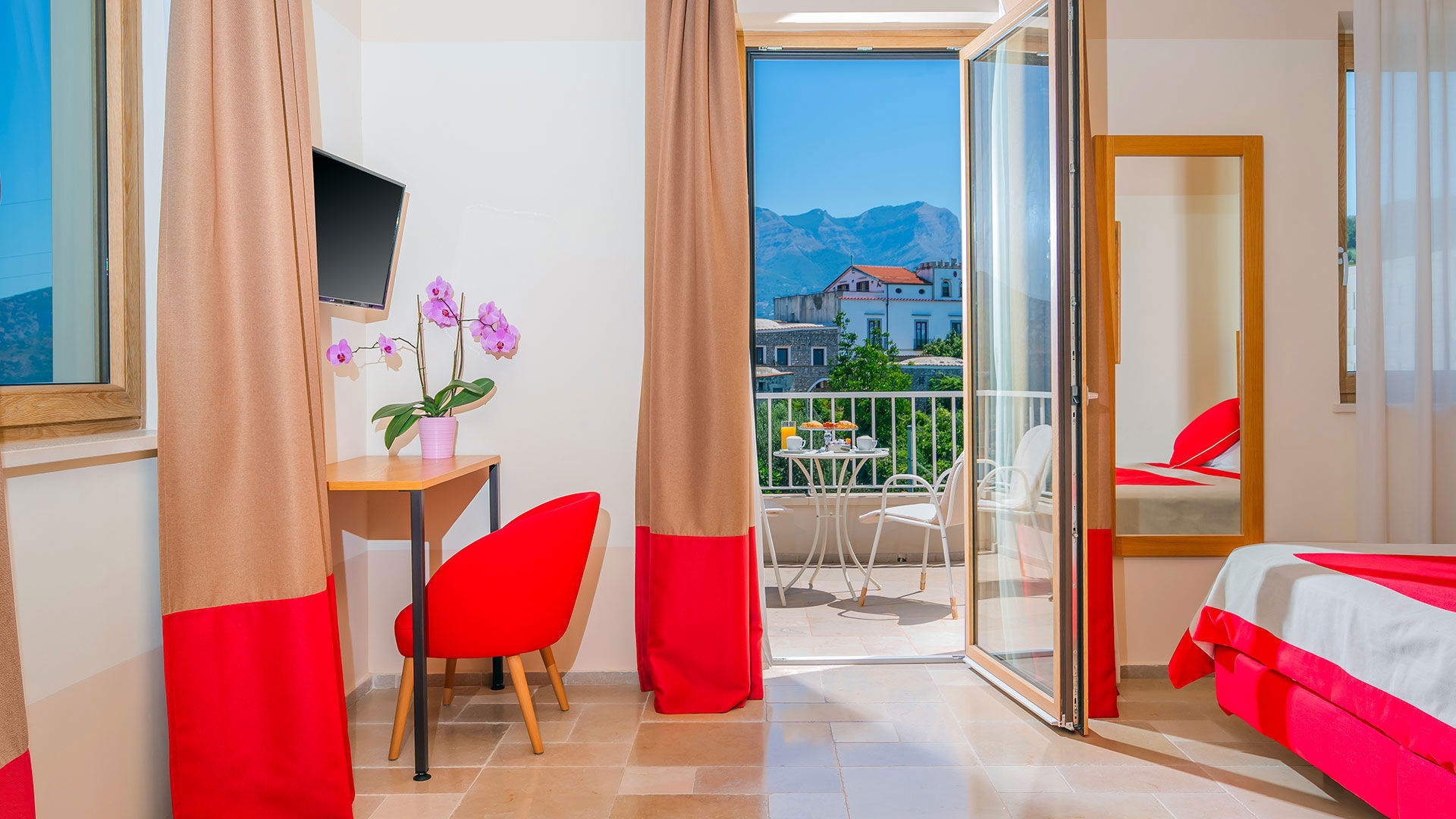 Camere 4