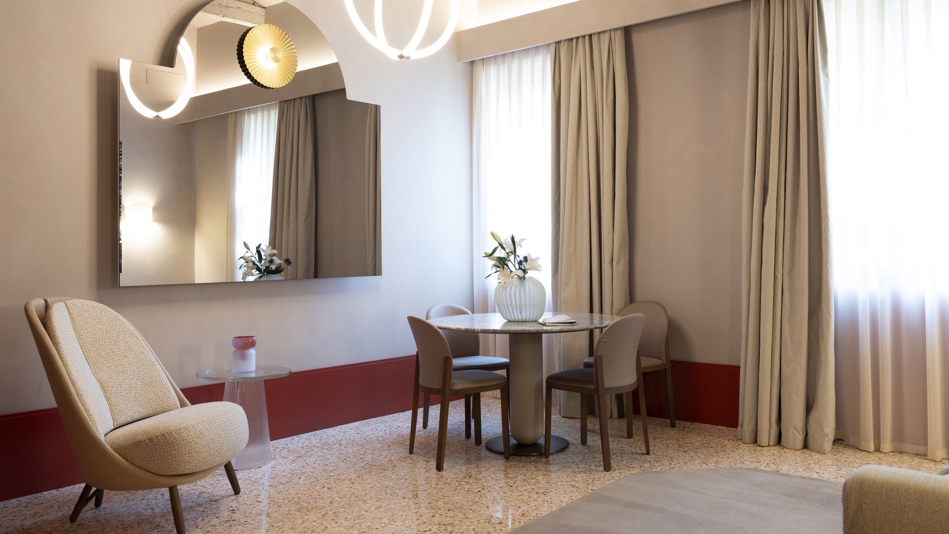 Hotel 11
