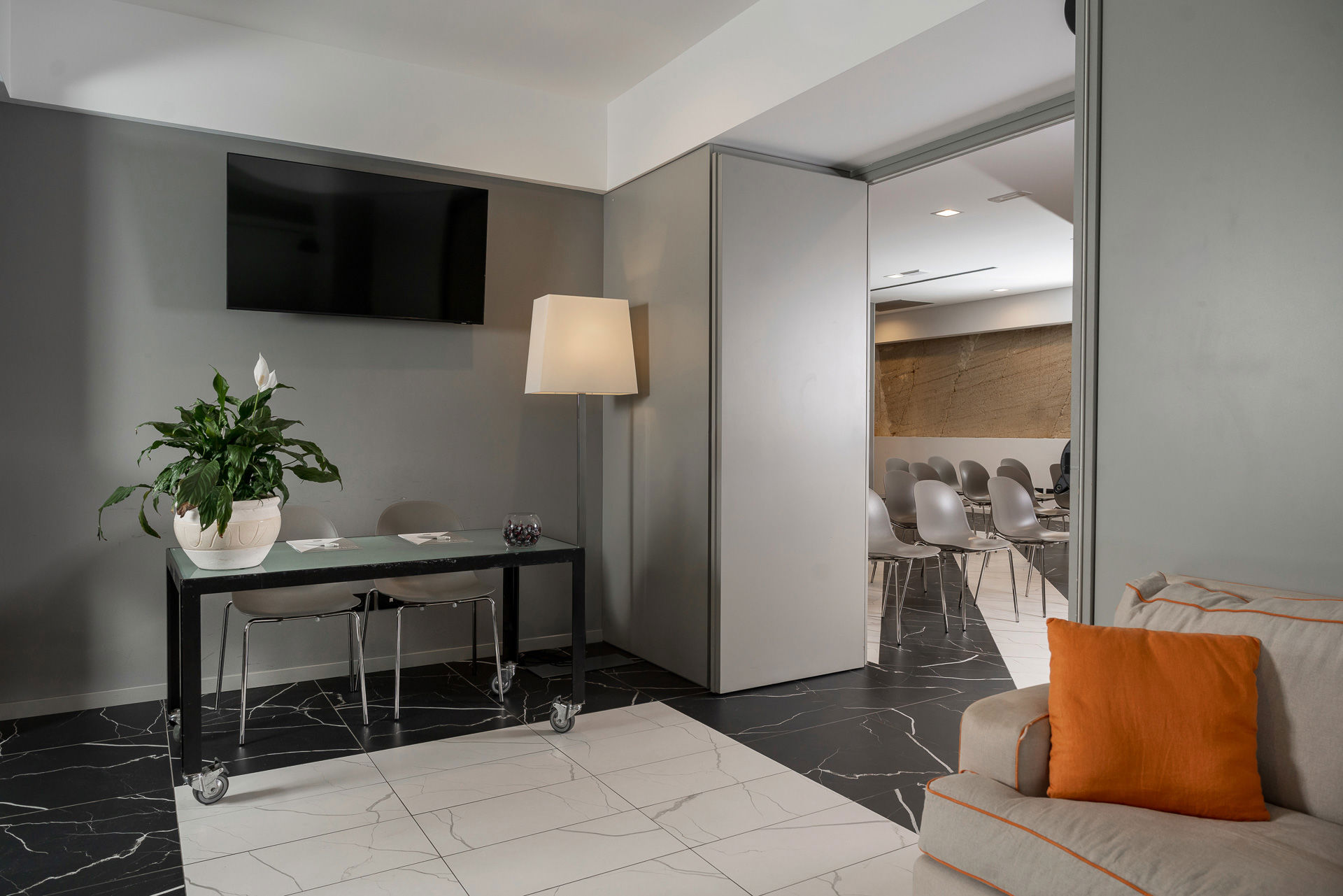 Guaita Room 8 Guaita Room 8