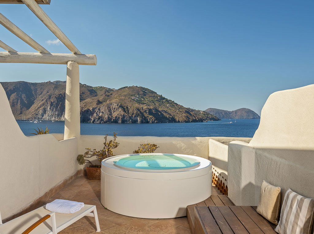 NERO Lifestyle - About us 0