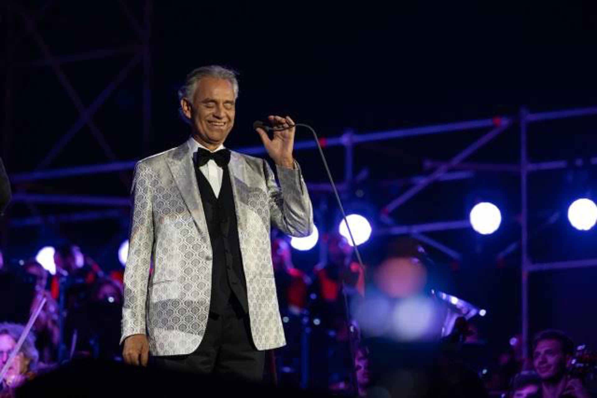 30 years of “Romanza"