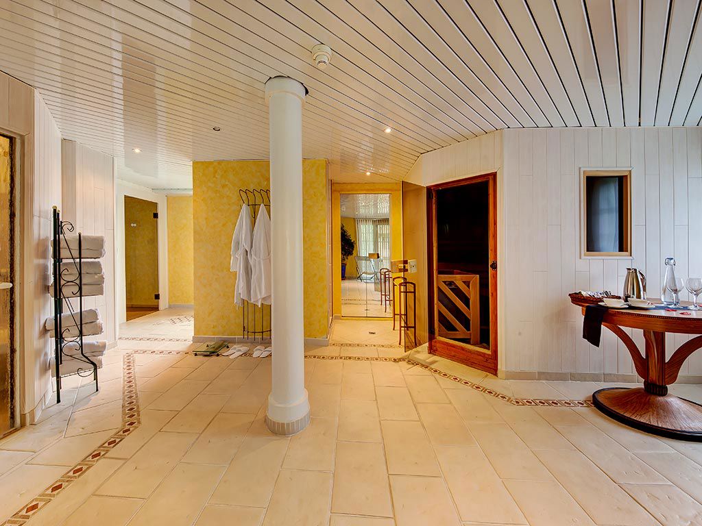 Hotel Regina - Massagen 12 Hotel Regina - Massagen 12