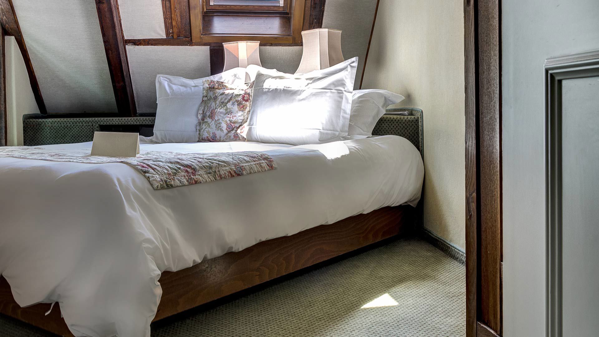 Hotel Regina - WILLKOMMEN IM HOTEL REGINA 2