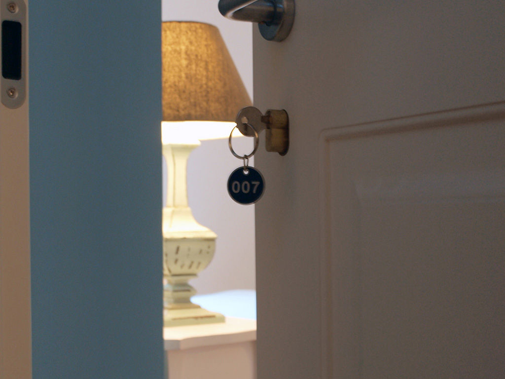 Cosmopolitan Central Rooms 10 Cosmopolitan Central Rooms 10