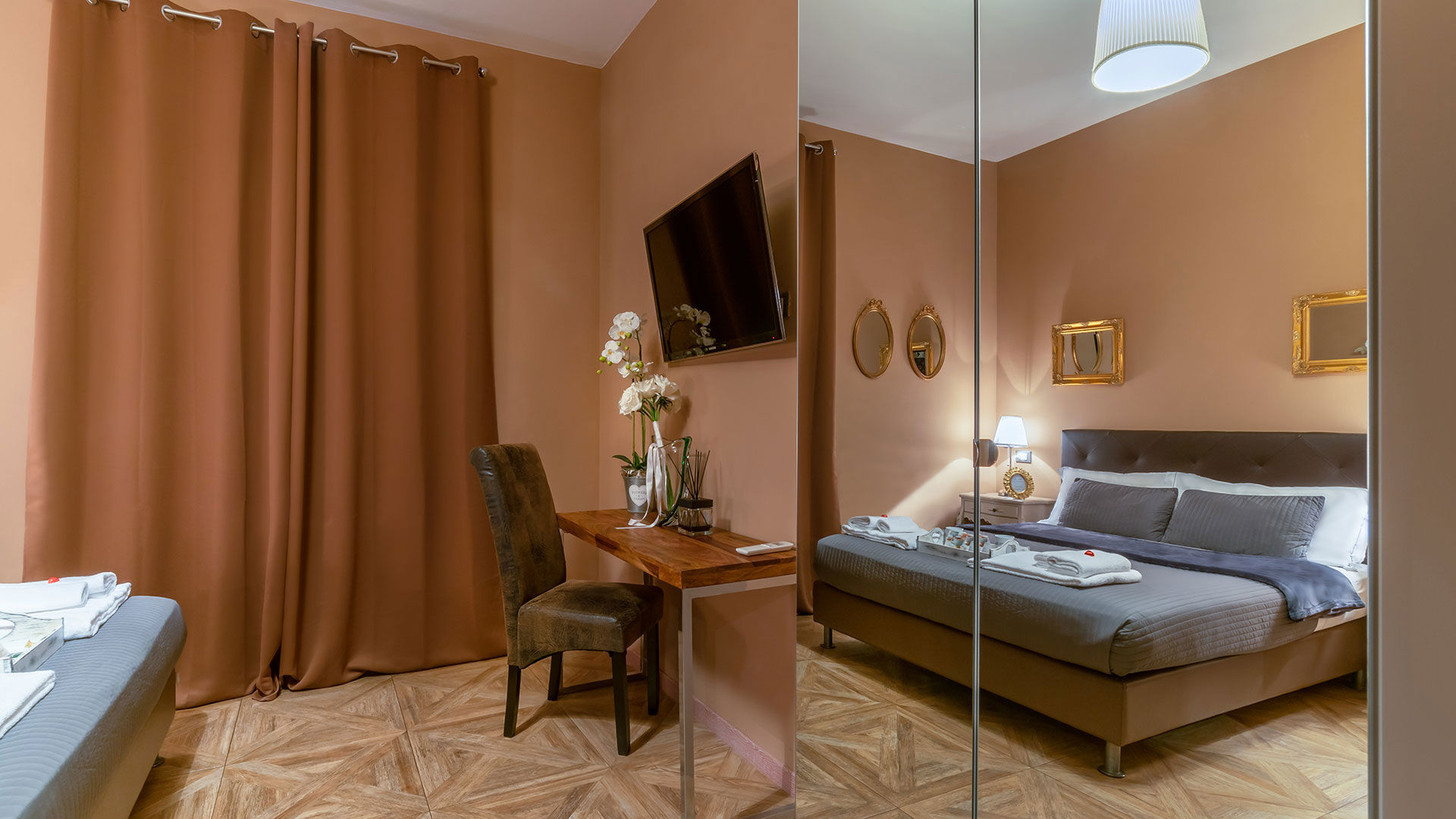 Camera Università 2