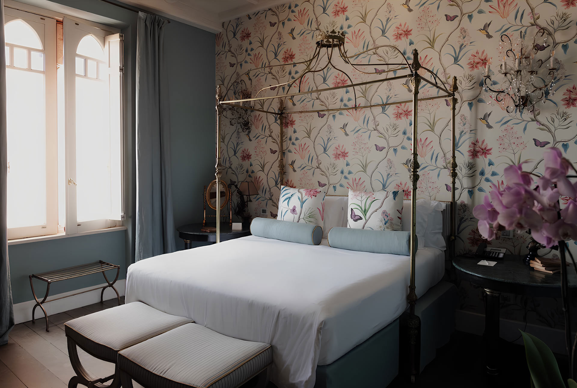 Deluxe Room 1
