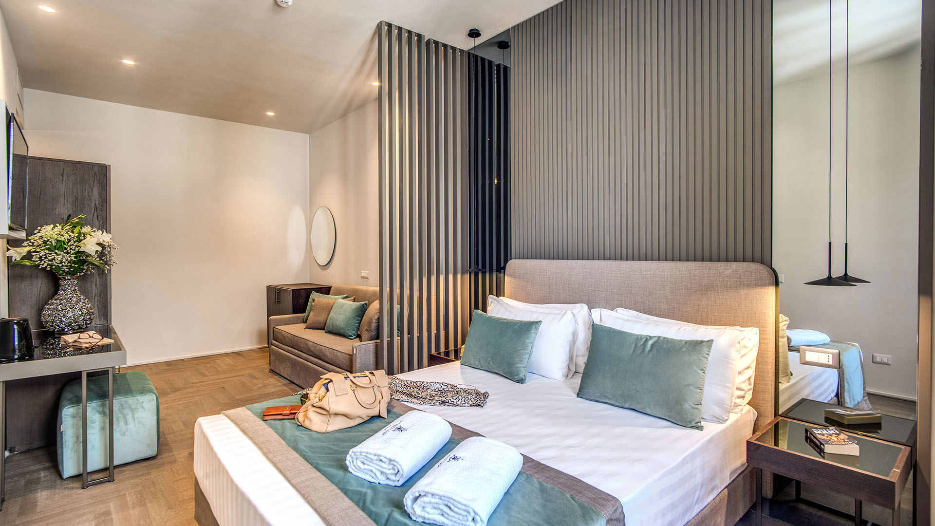 Design hotel near Colosseum Rome 6