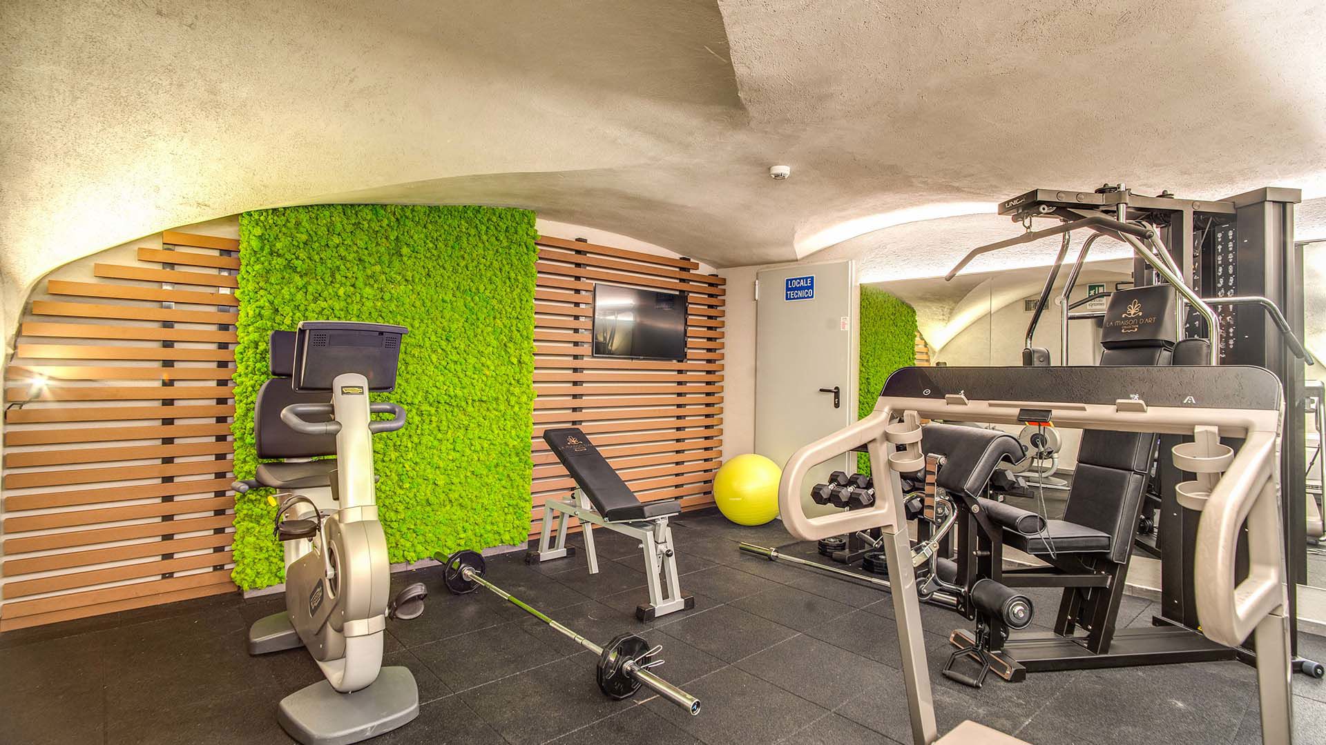 4-star hotel with gym in the Monti district Rome 4