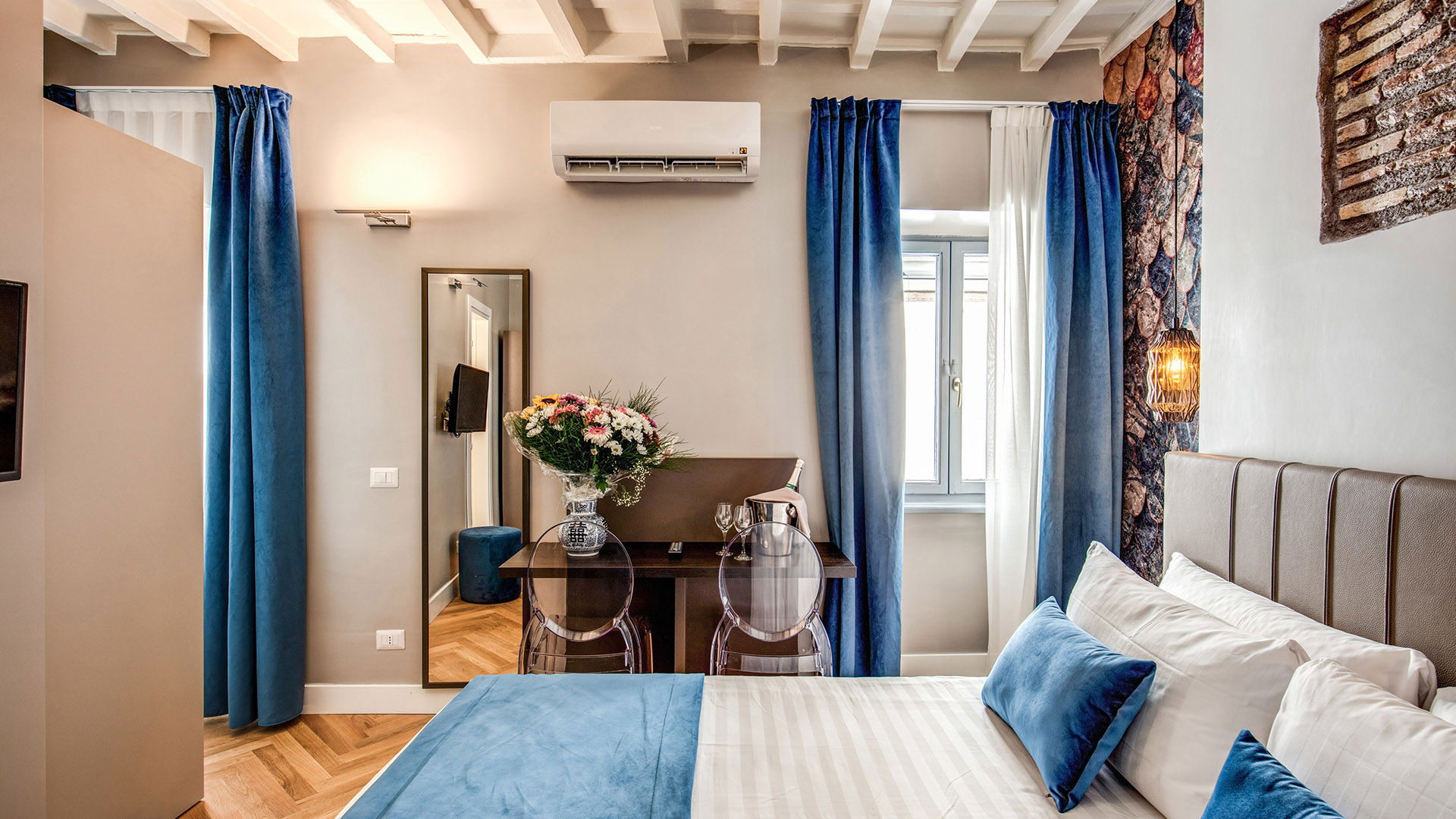 Maison d'Art Collection 8