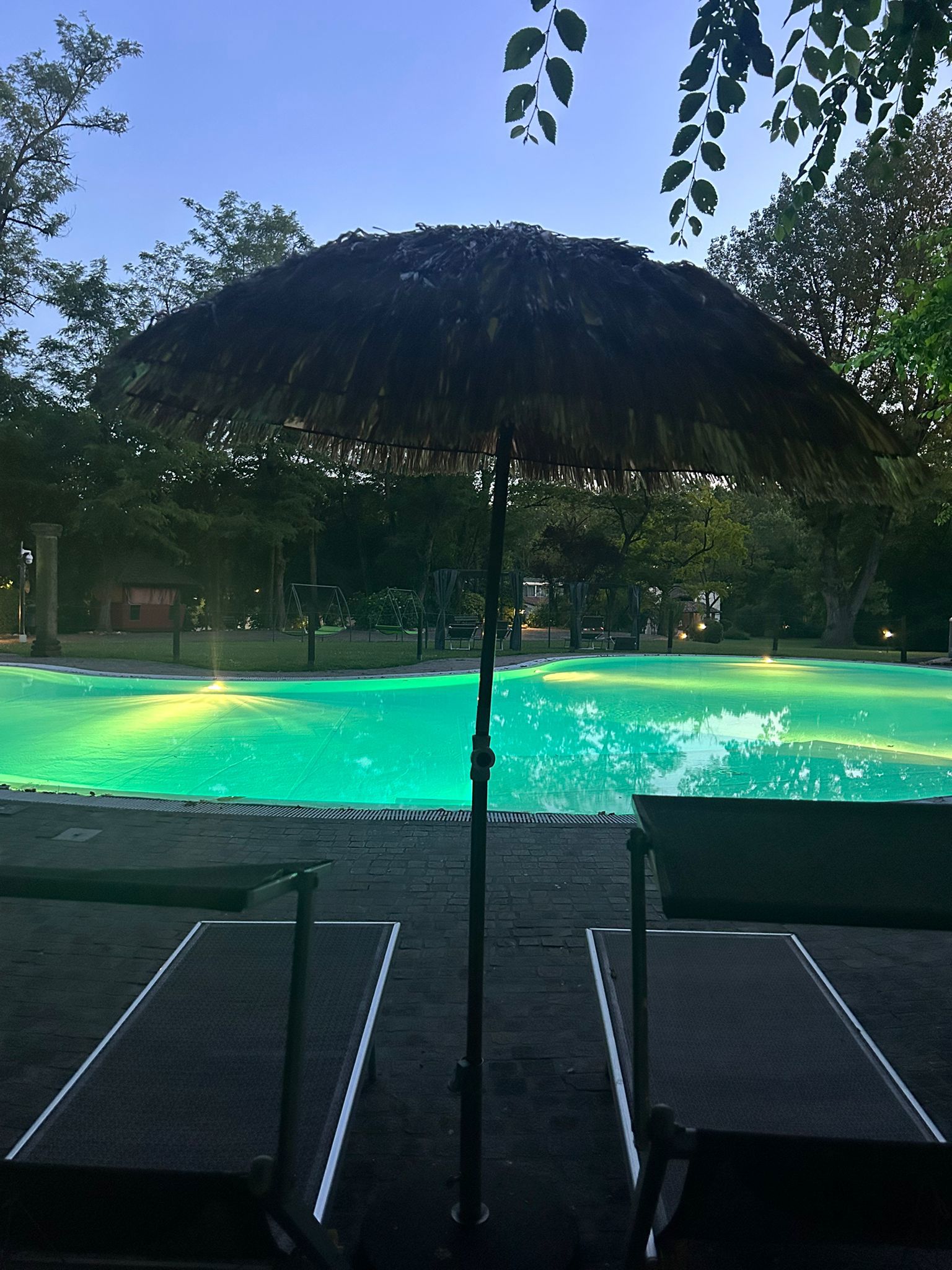 Piscina esterna 7