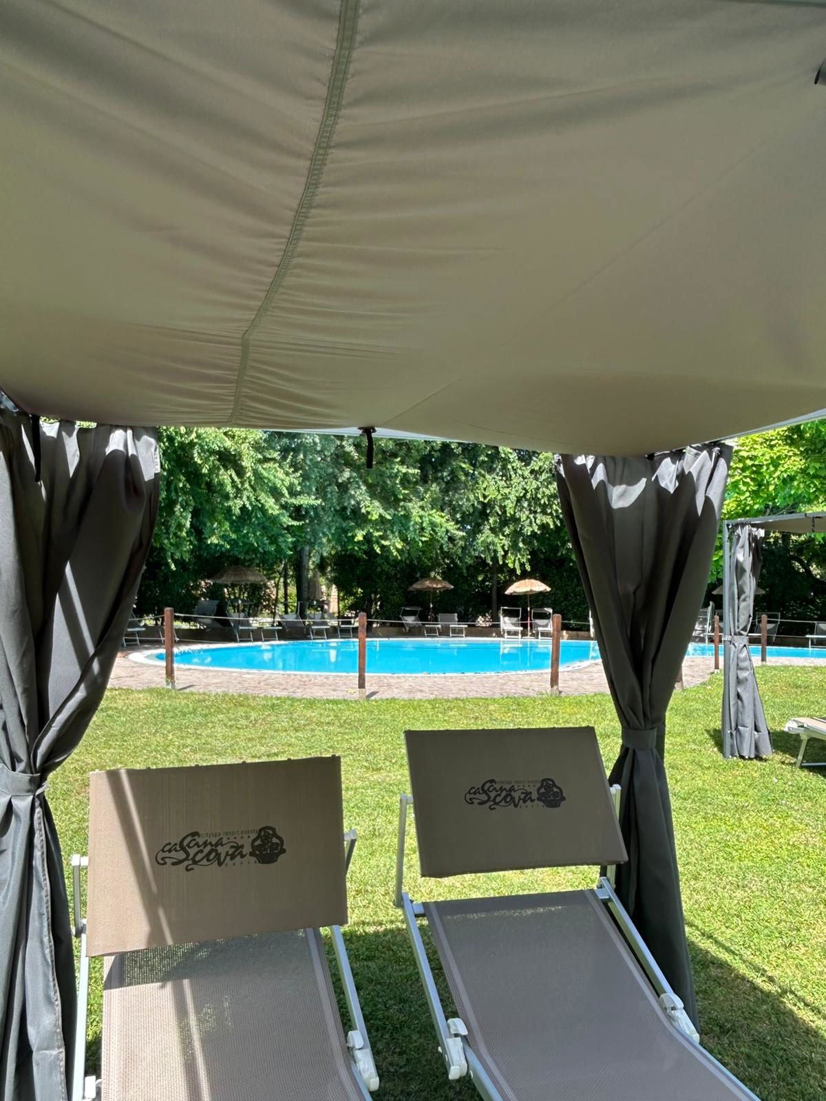 Piscina esterna 17