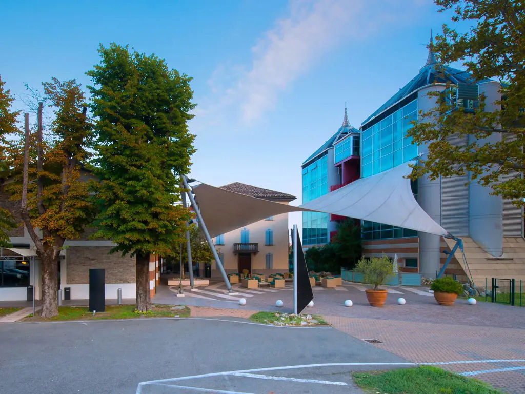 gallery/gallery_esterni_new.jpg gallery/gallery_esterni_new.jpg