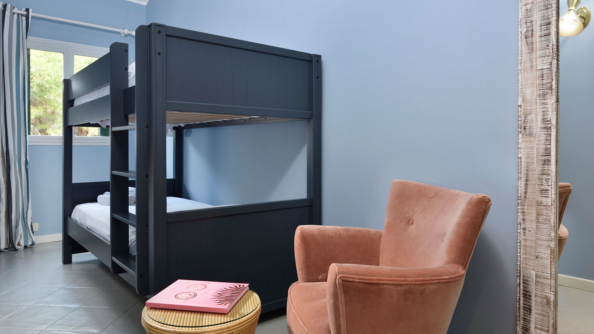 Four-Bed Family Apartment 5