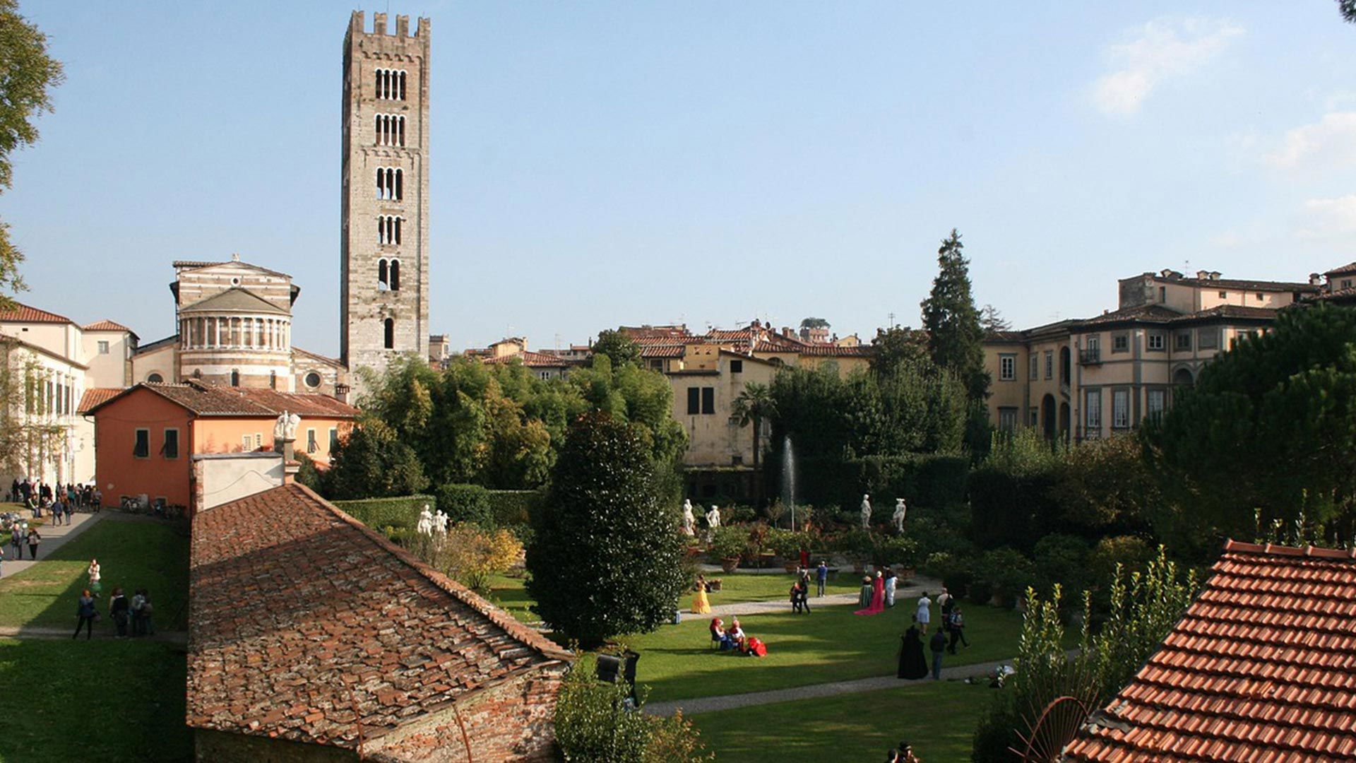 Wine tasting and Lunch on the Lucca Hills 2