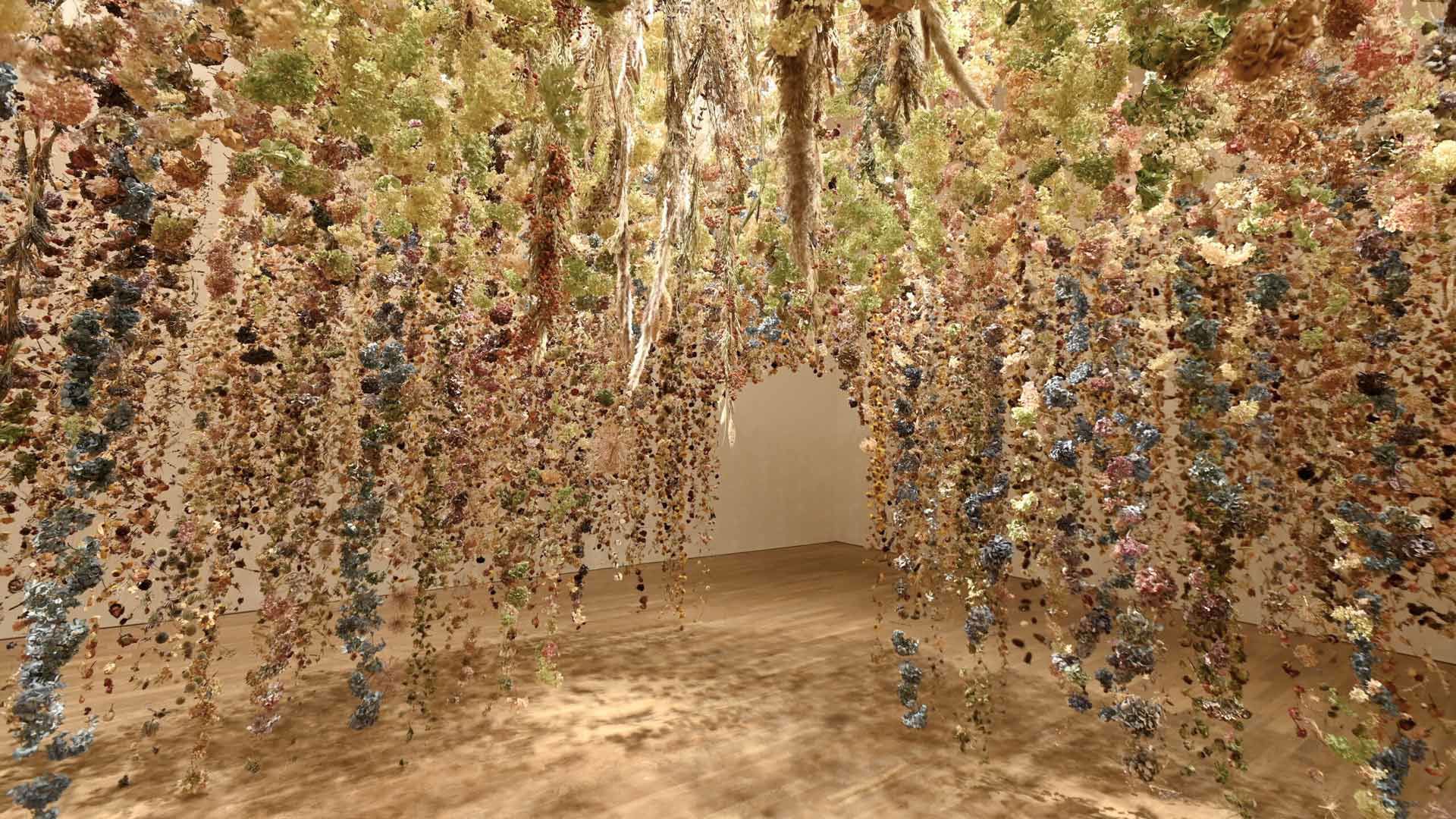 Flowers: From Renaissance to Artificial Intelligence