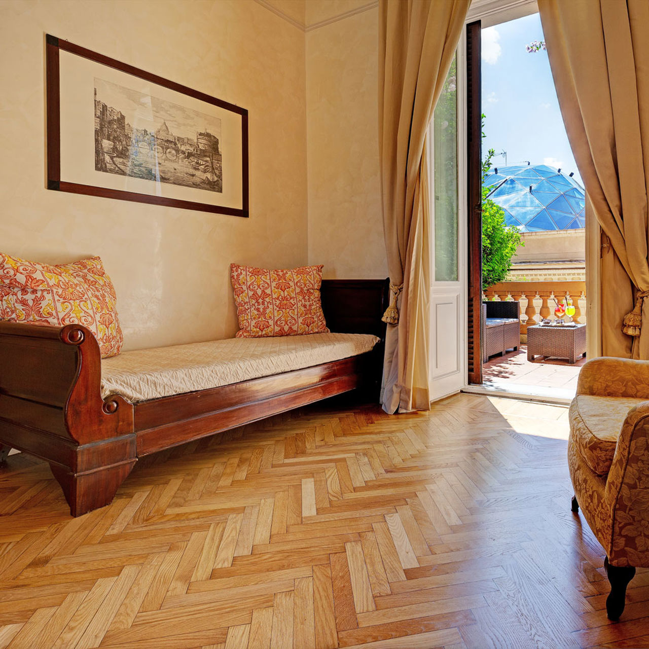 Junior Suite with Private Terrace on Via del Corso 15